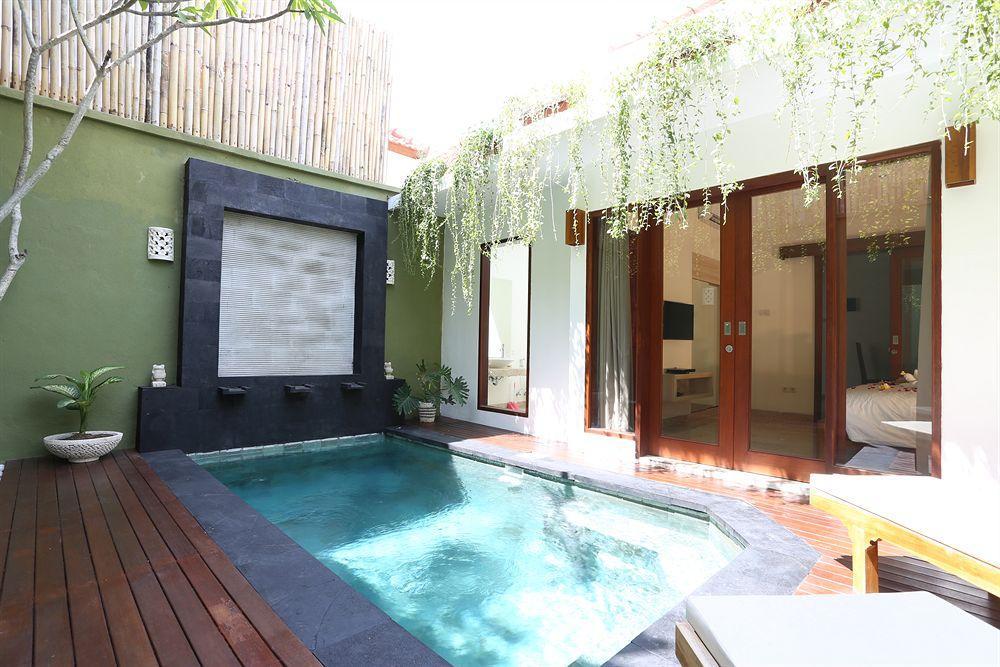Jas Villa *