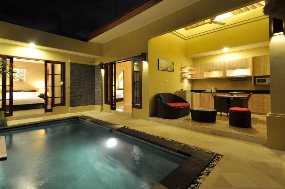 Jas Villa *
