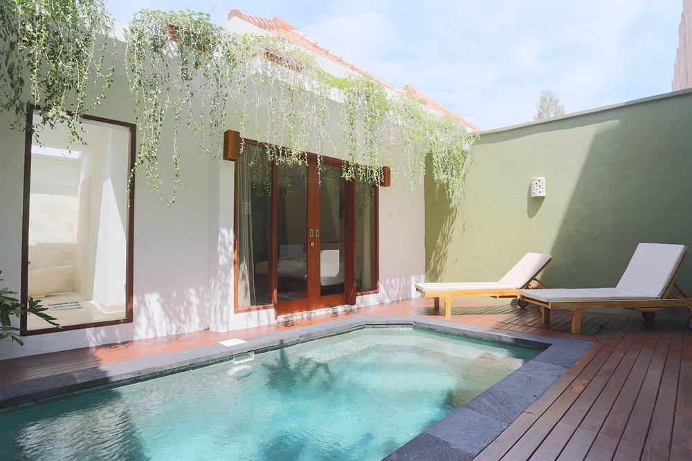 Jas * Seminyak (Bali)